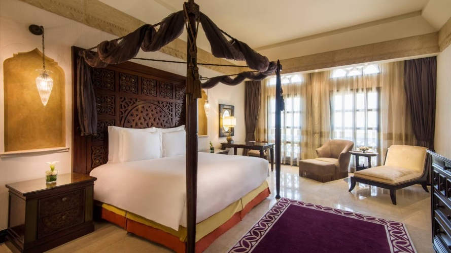 1 Bedroom Deluxe Double Suite with sea view
