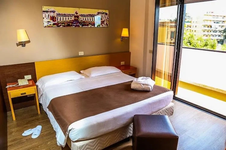Triple room