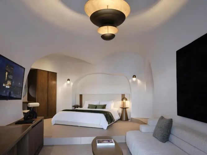 Andronis Luxury Suites
