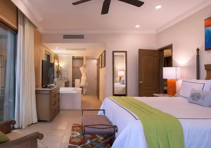 2 Bedrooms Premium Floor Suite