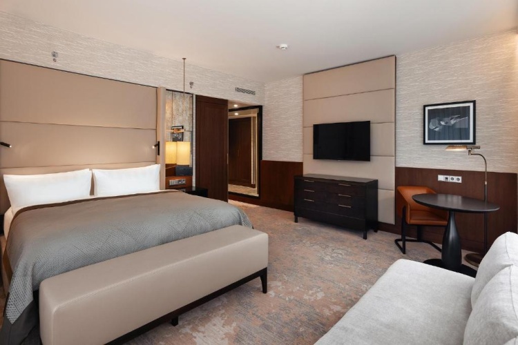 Premium Double room with city view