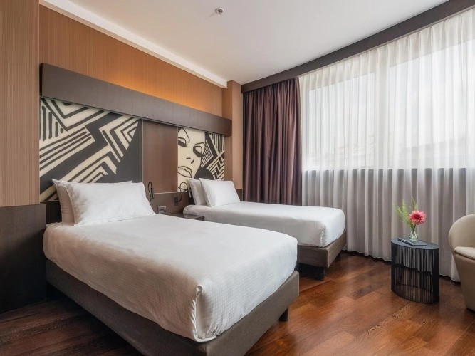 Premium Corner Twin room