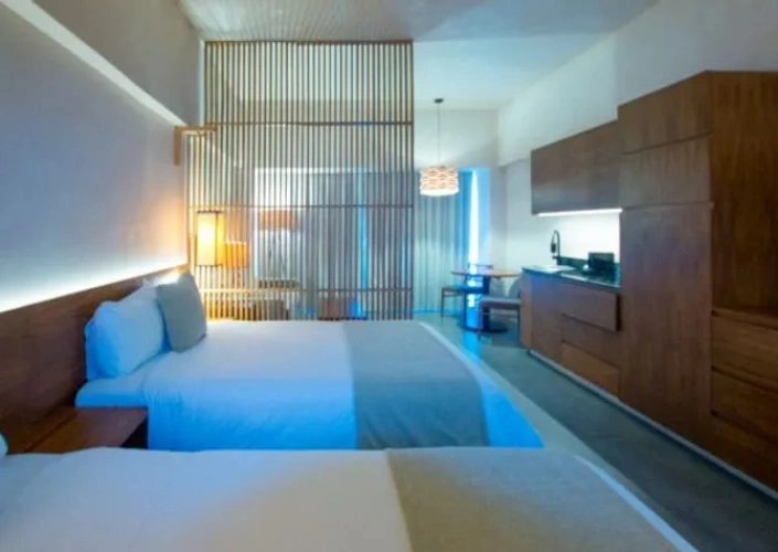 Rooftop Quadruple Suite