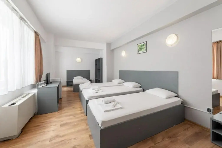 Elizeu Hotel