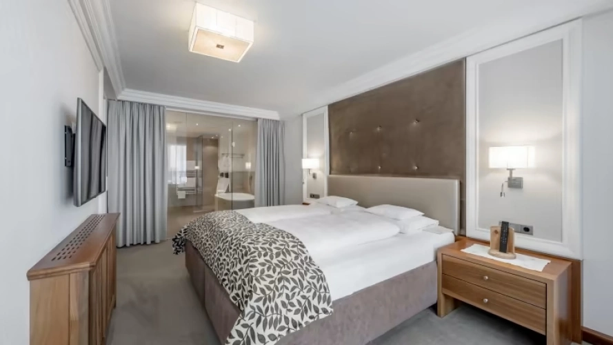 King's Royal Double Suite