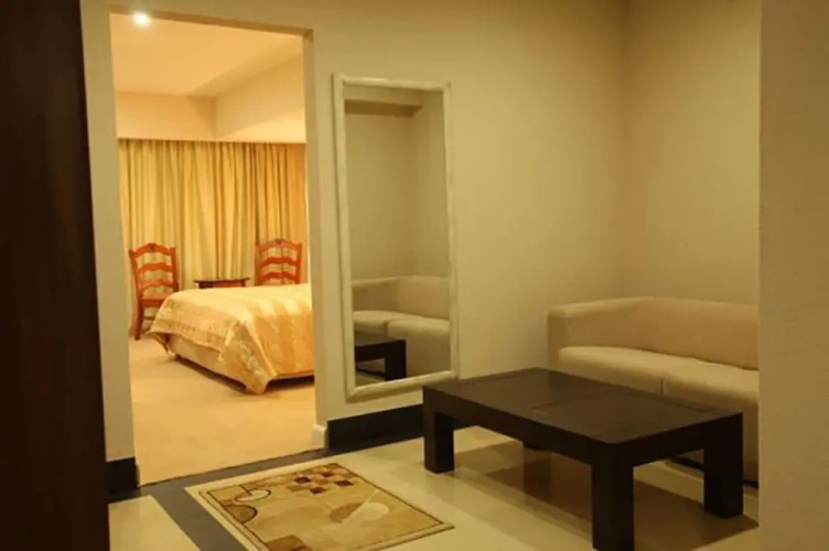 Deluxe Double Suite