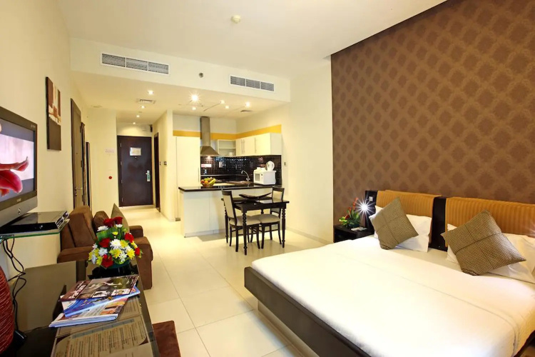 Royal Ascot Hotel Apartment