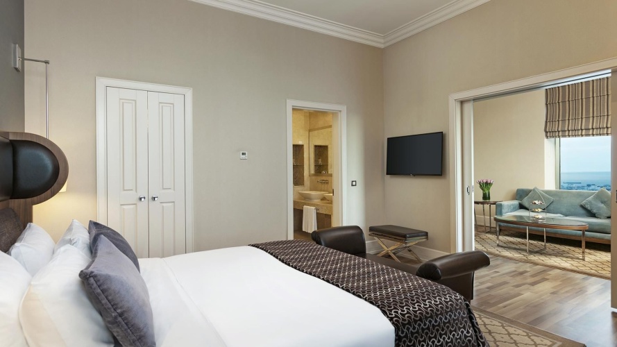 Premier Double Suite