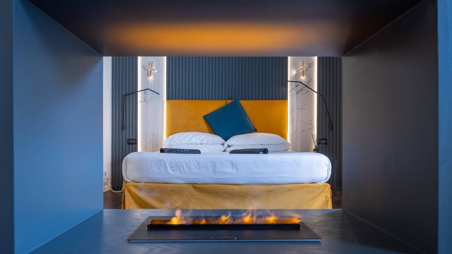 Double Suite