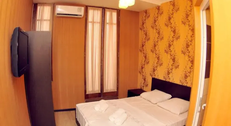 Hotel Lux