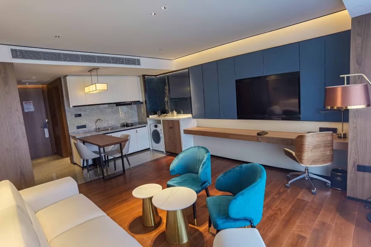 Premier Deluxe Double Suite