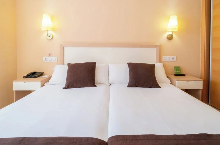 Twin room