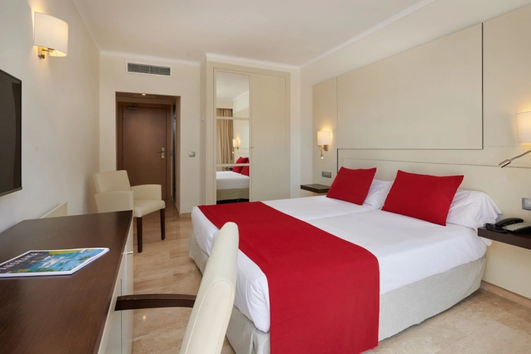 Twin room