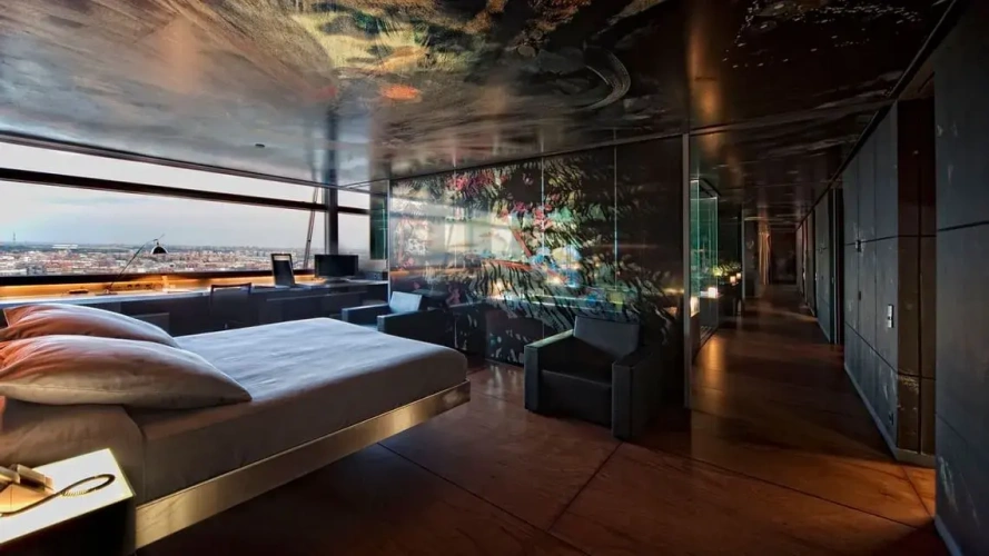 Senior Double Jean Nouvel Suite