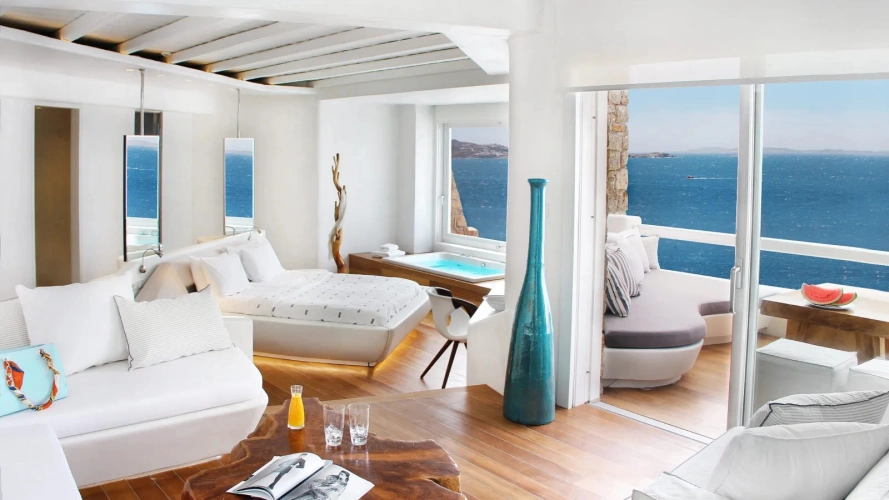 Pool Double Suite