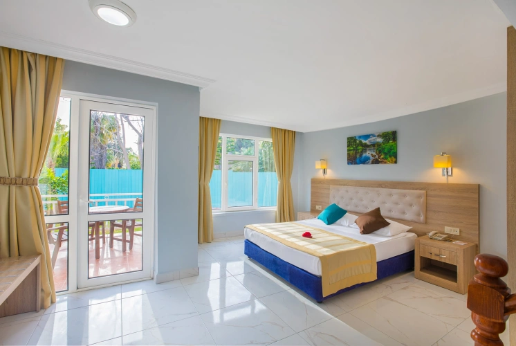 3-room Family Club room