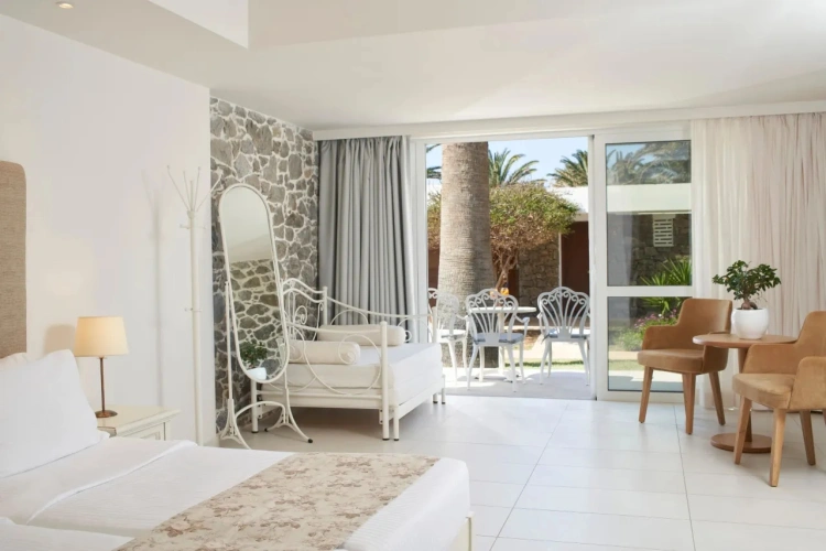 Premium Bungalow with garden view