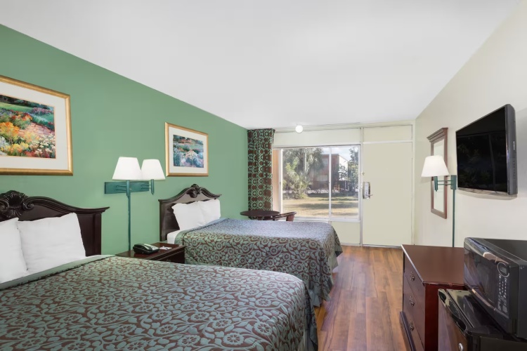Twin room with pool view