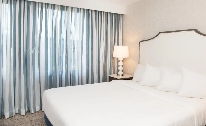 Embassy Suites by Hilton Philadelphia Valley Forge