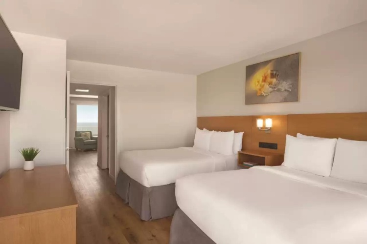 1 Bedroom Twin Suite