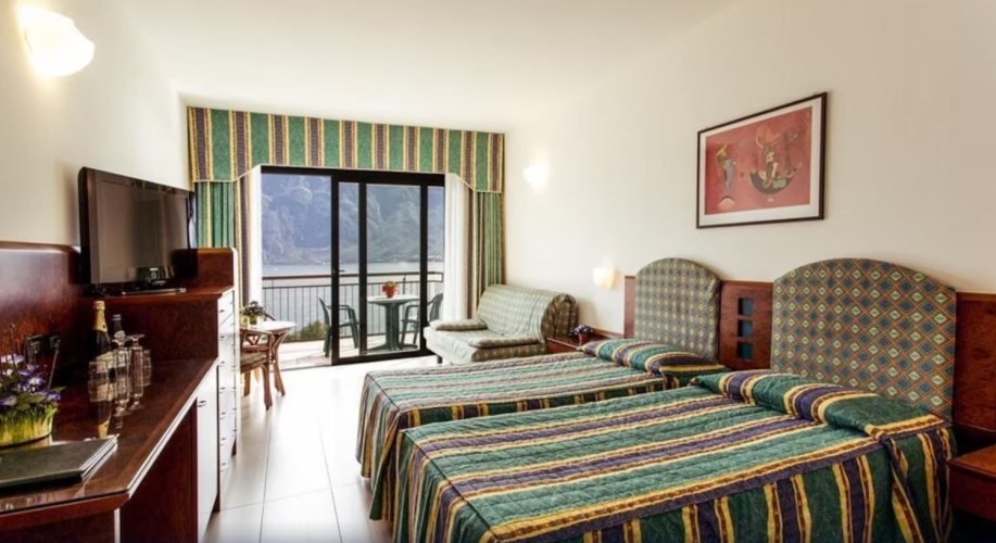 Panoramic Twin room