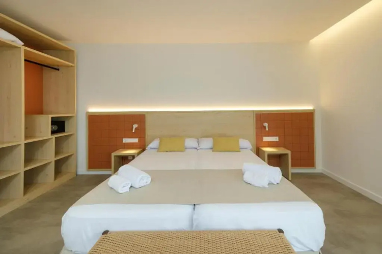 Hotel Cabot Cala Ferrera