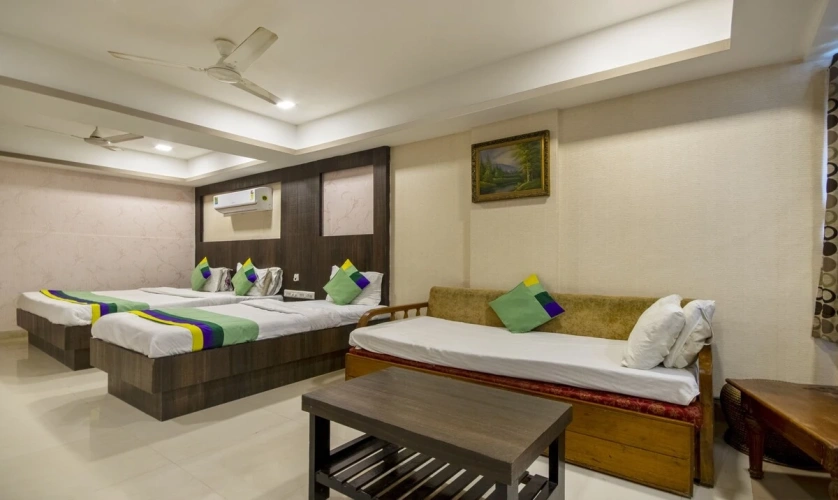 Premium Triple room