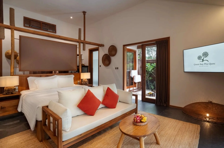 Beachfront Double Pool Villa