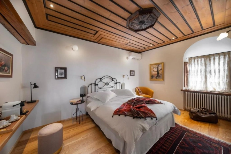 Upper Floor Ilaira Standard Double room