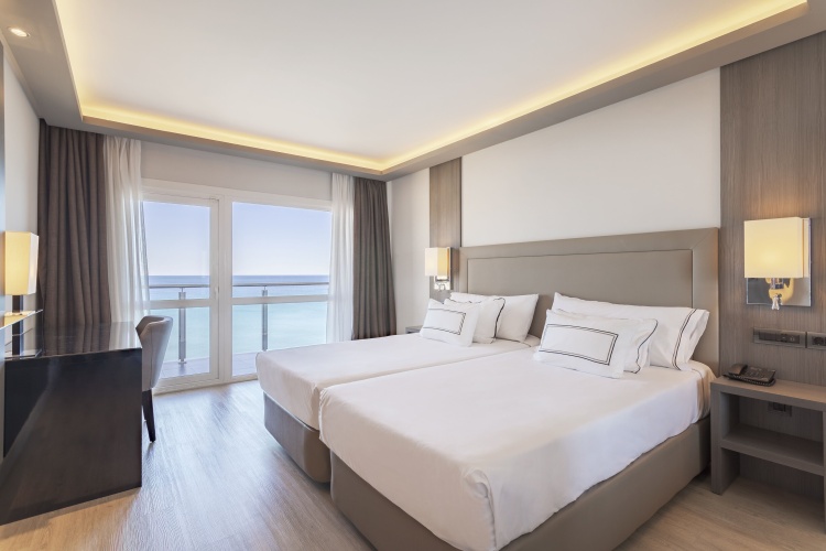 Executive Twin Junior Suite