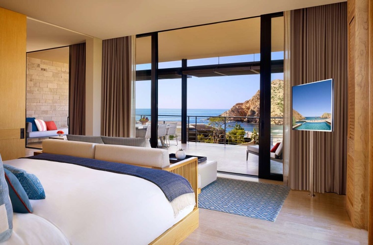 1 Bedroom Deluxe Double Suite with ocean view