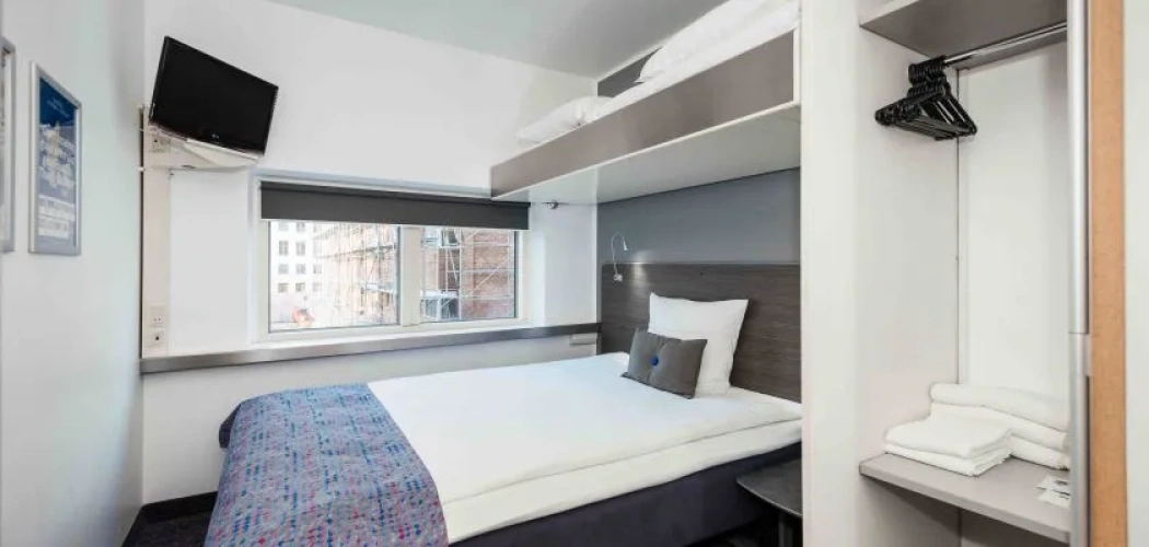Standard Plus Quadruple room