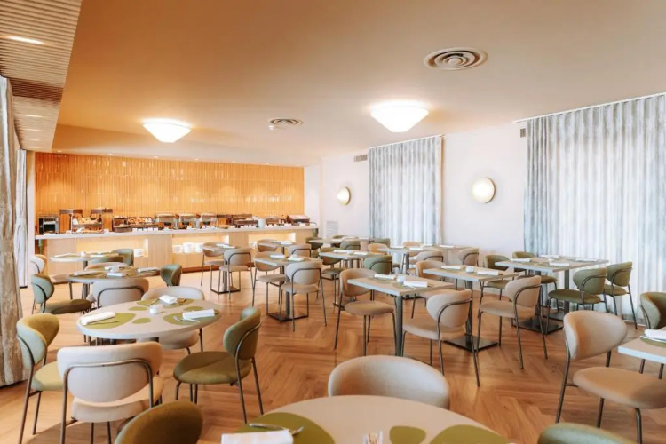 Movenpick Bari Hotel photo 30