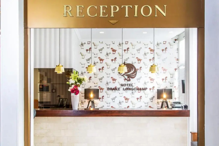 Drake Longchamp Swiss Quality Hotel