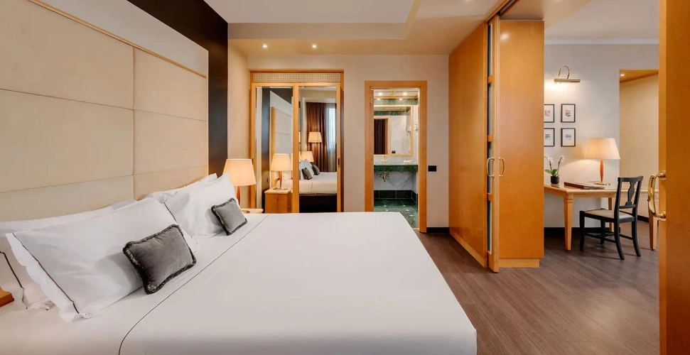 Double Suite