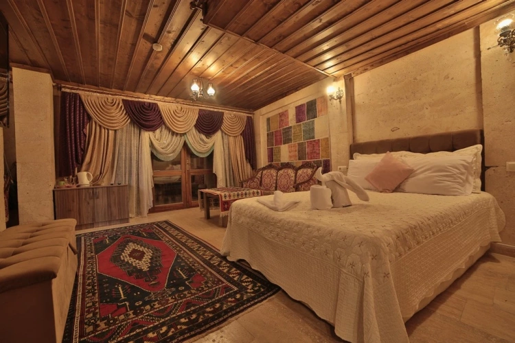 106 Double room