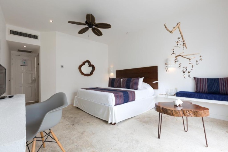 With Terrace Double Room with city view