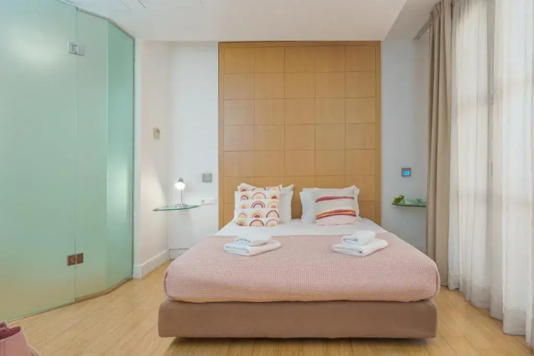 Chic Hotel
