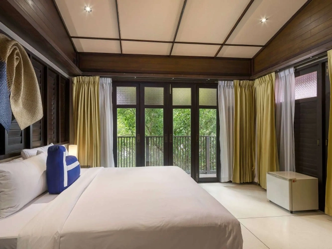 Deluxe Double room with balcony and with garden view
