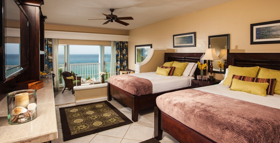 Deluxe Twin Suite