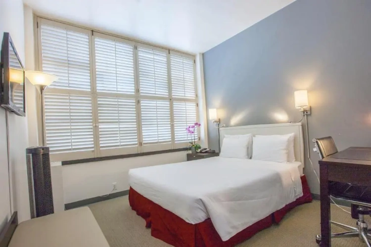 Deluxe Quadruple room