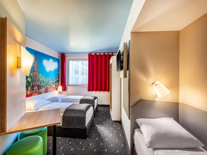 Triple room