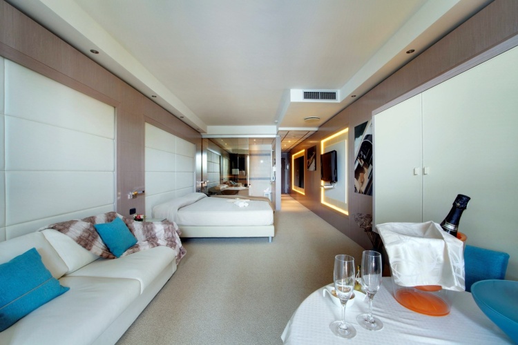 Riva Double Suite