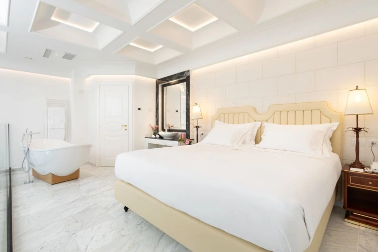Baskerville Double Duplex Suite with sea view
