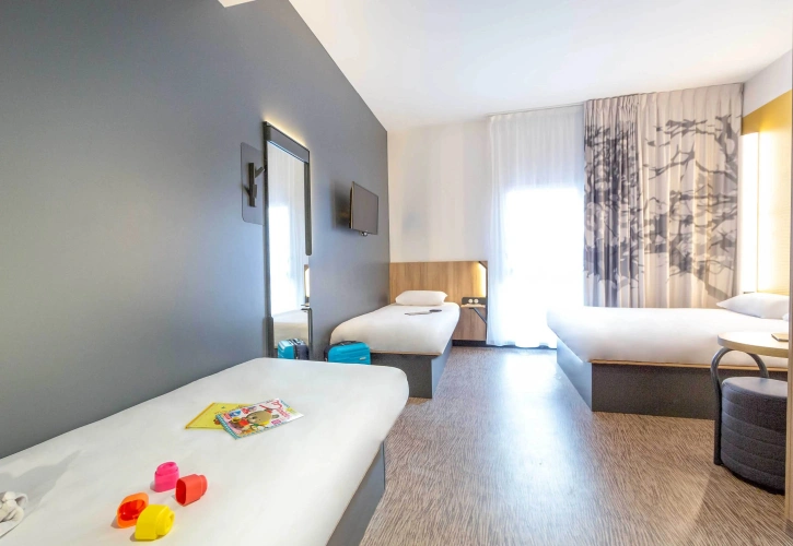 Quadruple room