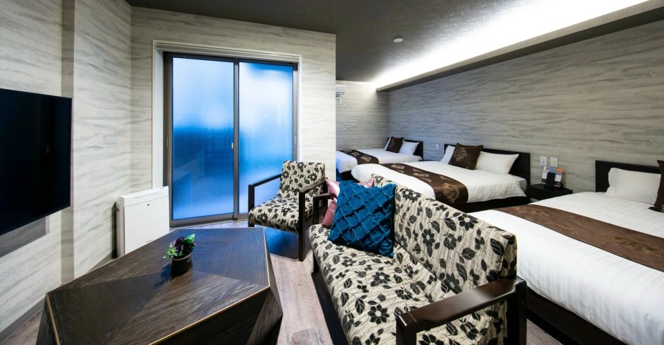 Superior B room