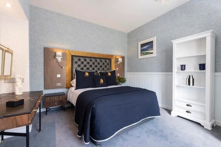 Double Master Suite