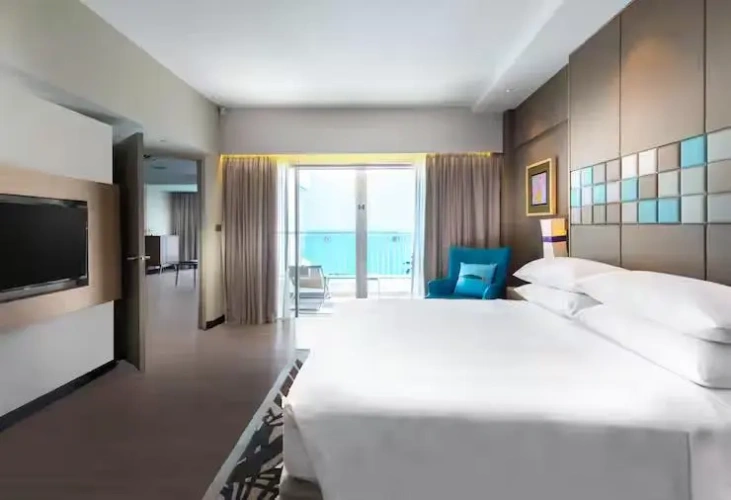 Double Suite with balcony and with sea view