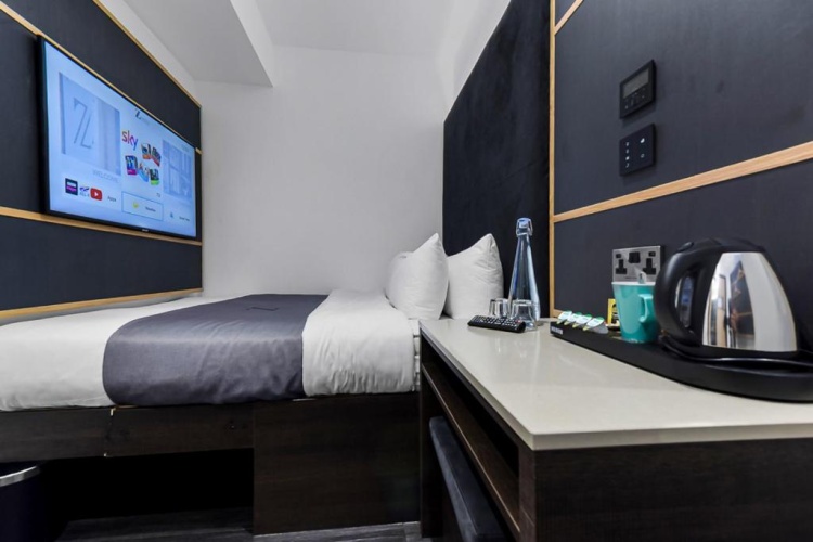 Z Double room