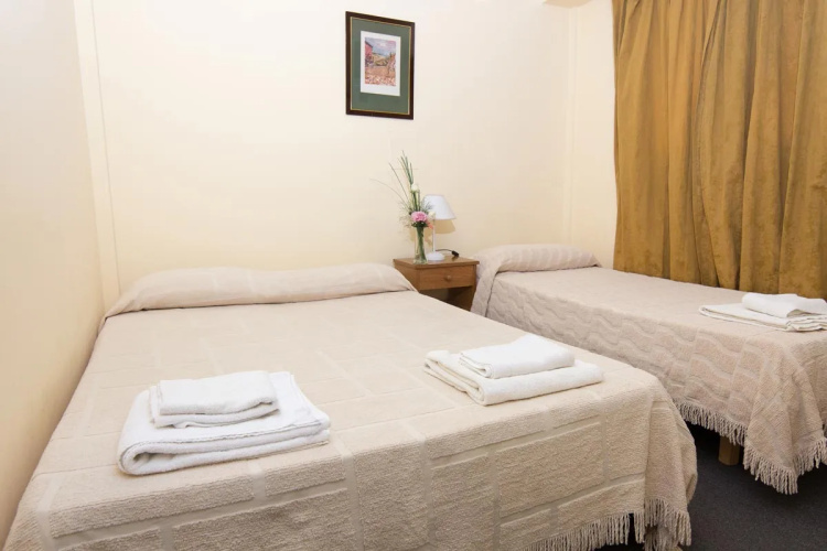 Hotel Mansilla